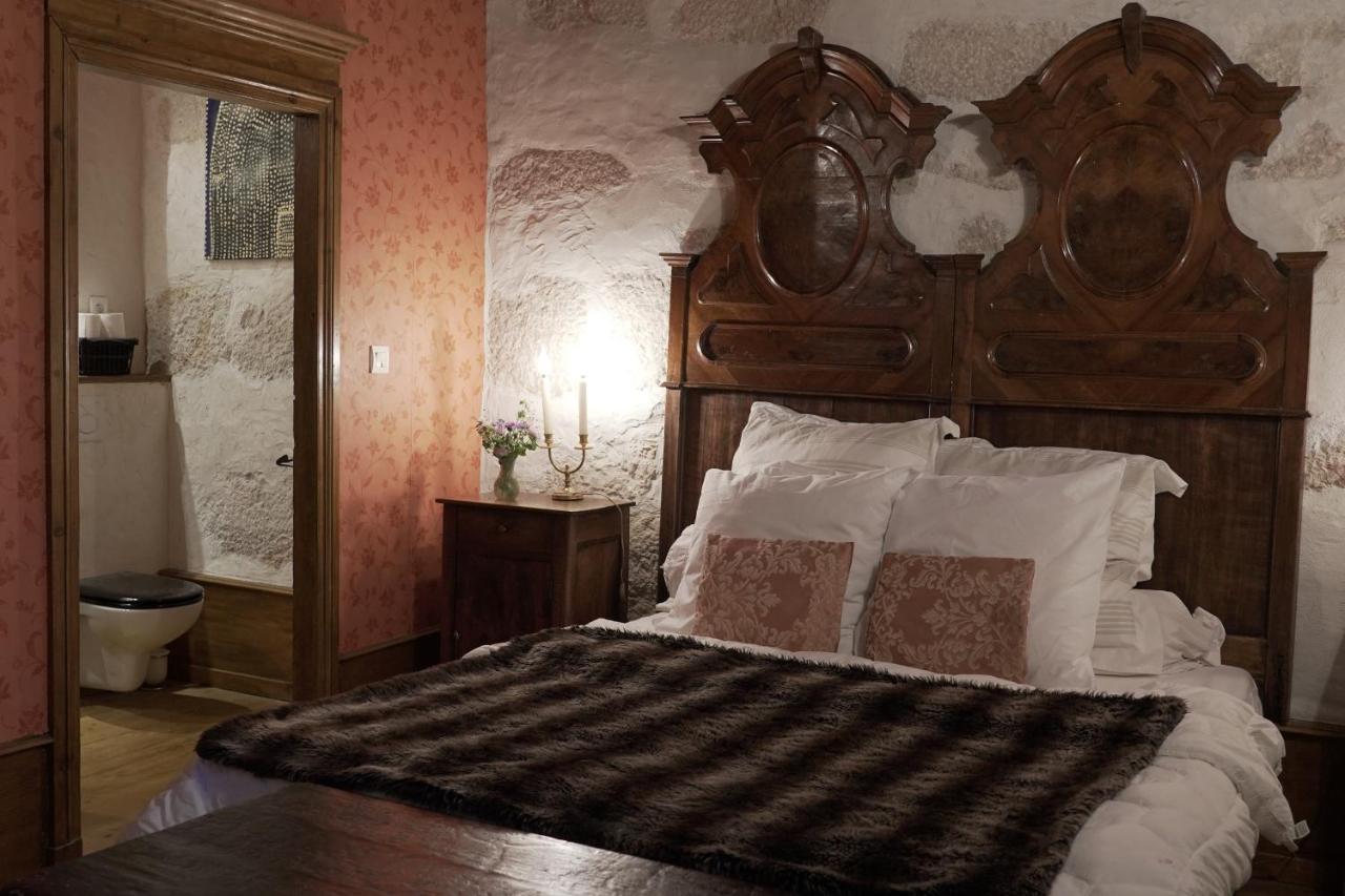 Domaine Du Tres-Haut - Chateau De Montanges エクステリア 写真