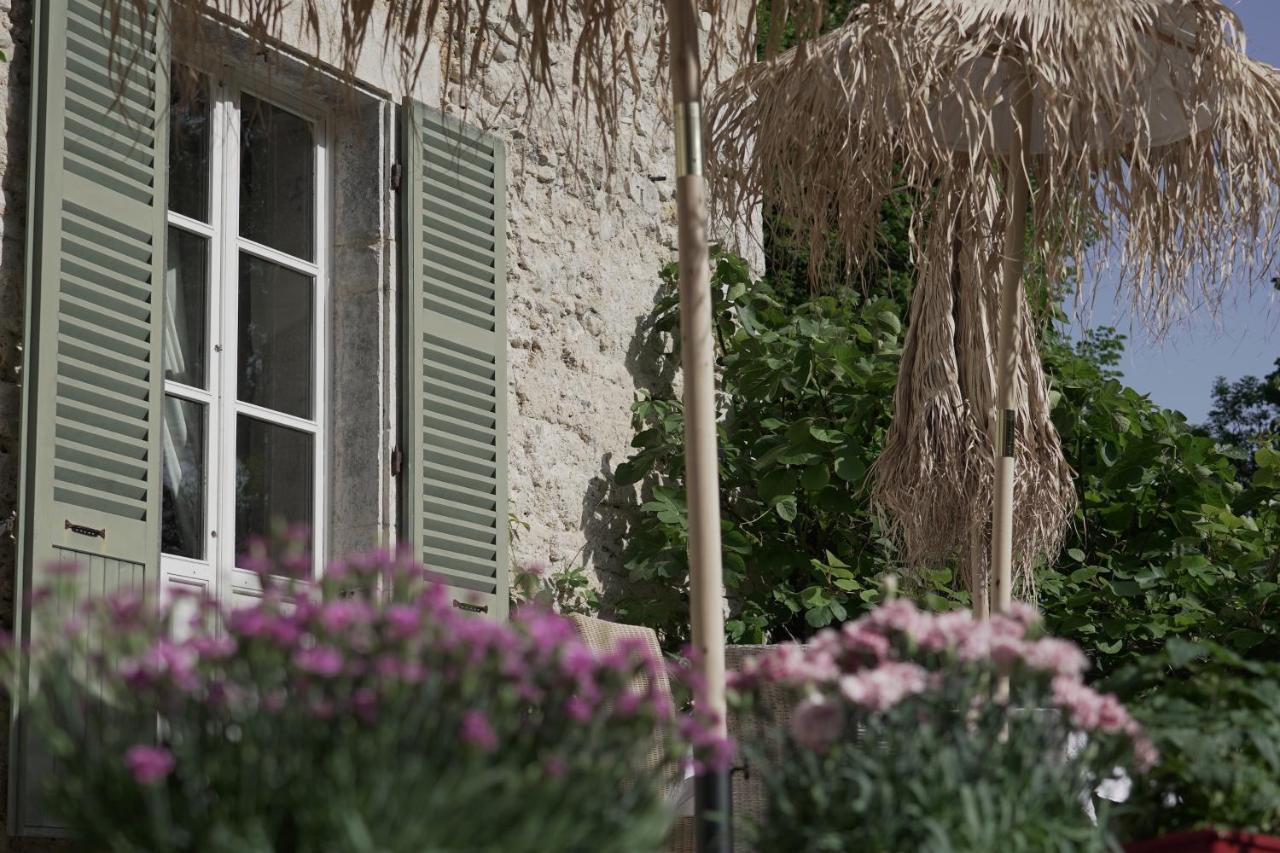 Domaine Du Tres-Haut - Chateau De Montanges エクステリア 写真